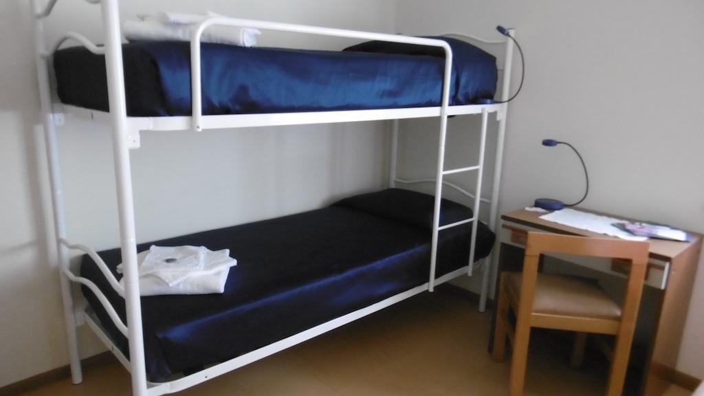 Hotel Casa Per Ferie Paola Di Rosa Arta Terme Zimmer foto