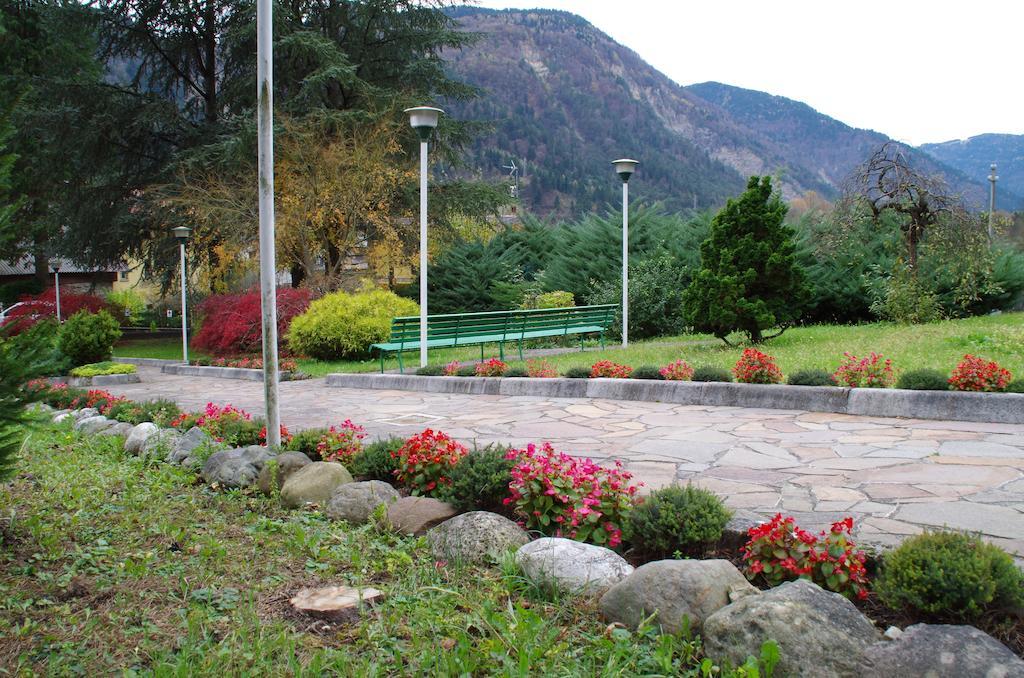 Hotel Casa Per Ferie Paola Di Rosa Arta Terme Exterior foto