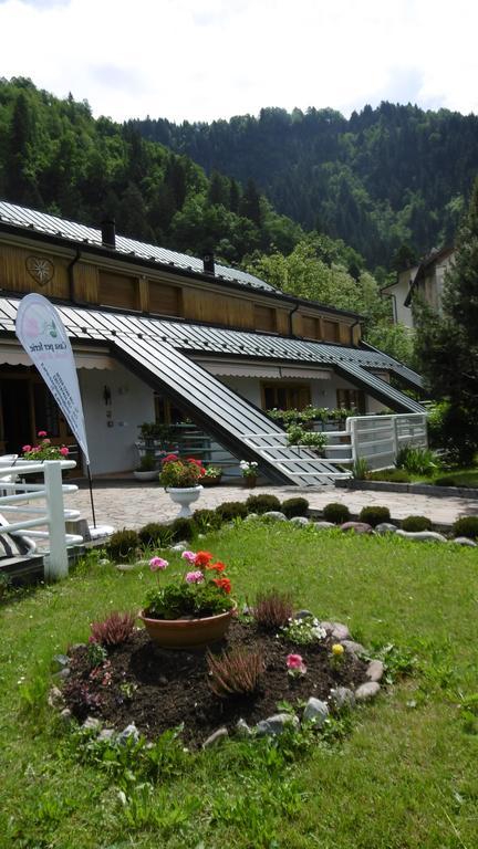 Hotel Casa Per Ferie Paola Di Rosa Arta Terme Exterior foto